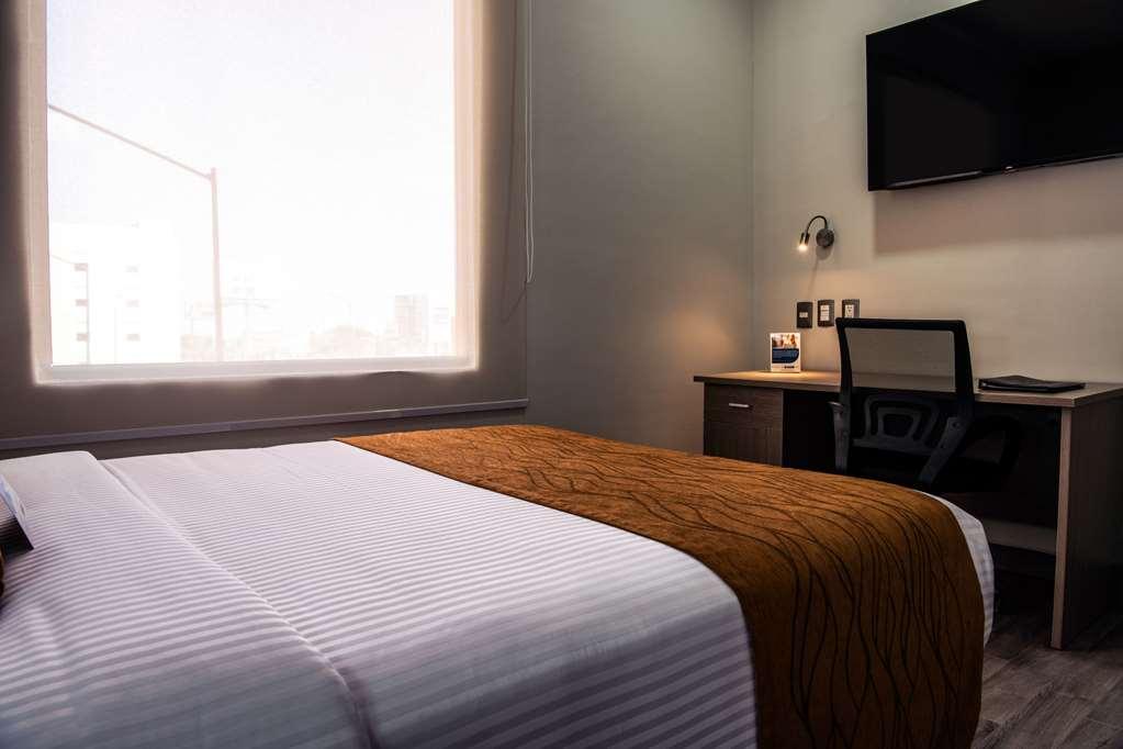 Comfort Inn Irapuato Rom bilde